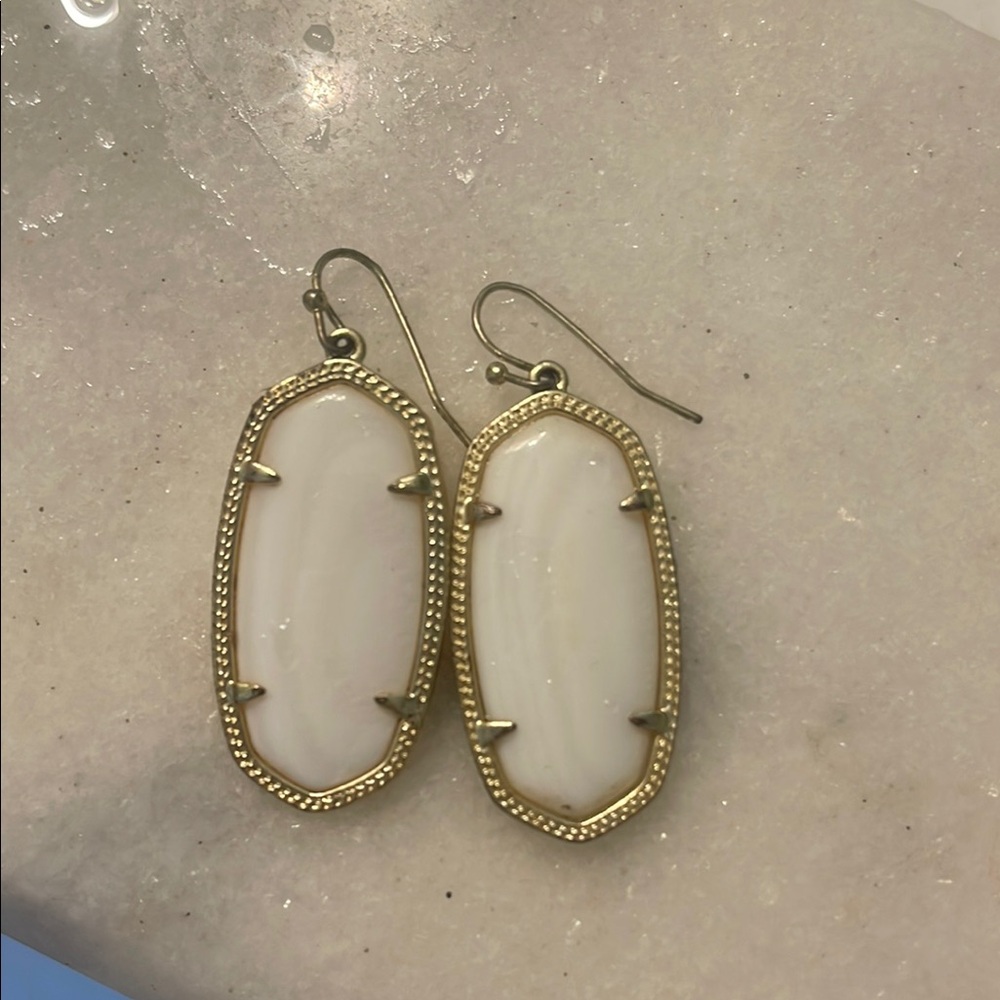 Kendra Scott Elegant Gold and White Earrings